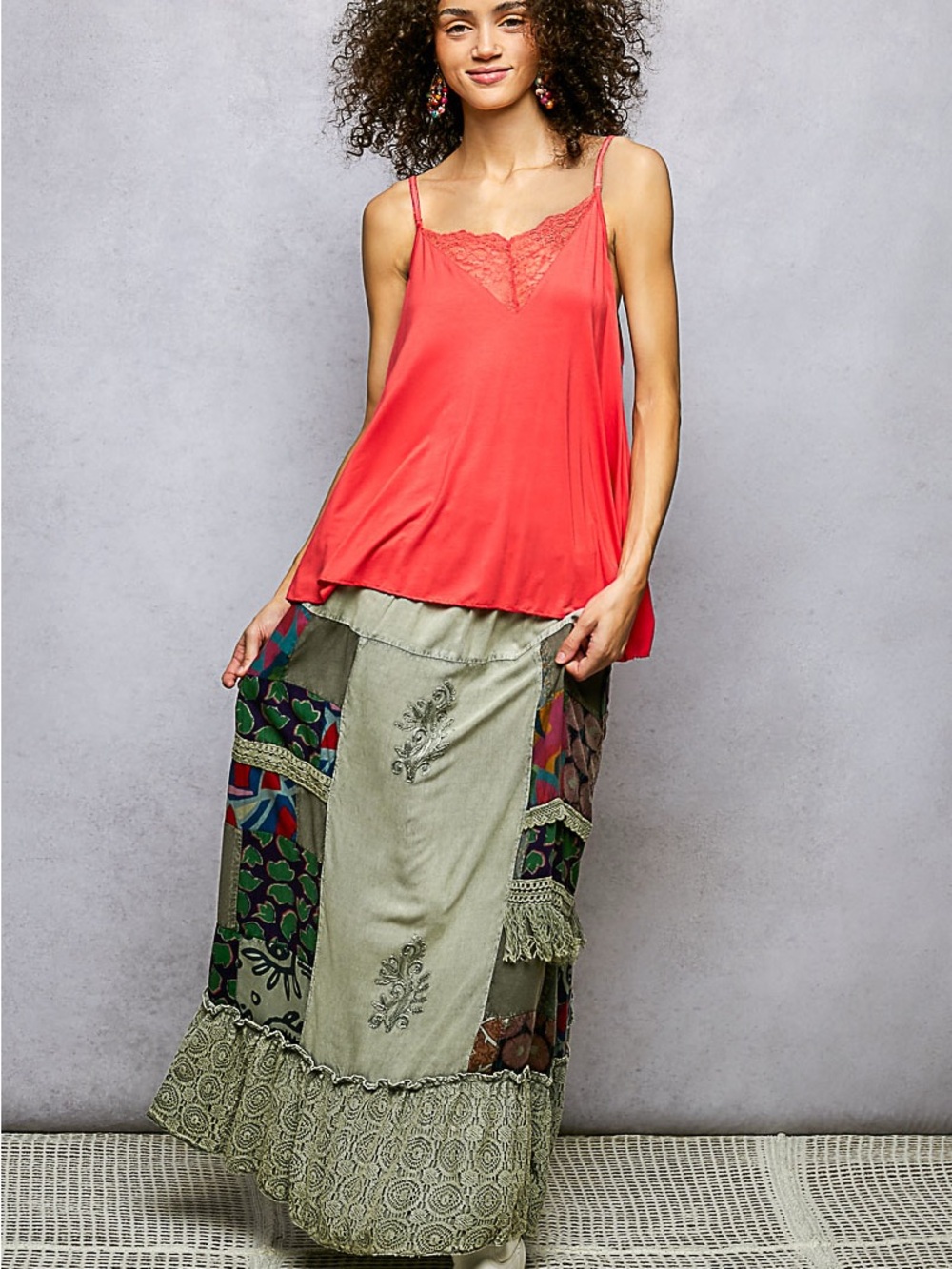 ✨ POL Printed Patchwork Embroidered Ruffled Skirt ✨🛍️ - Picture 3 of 7